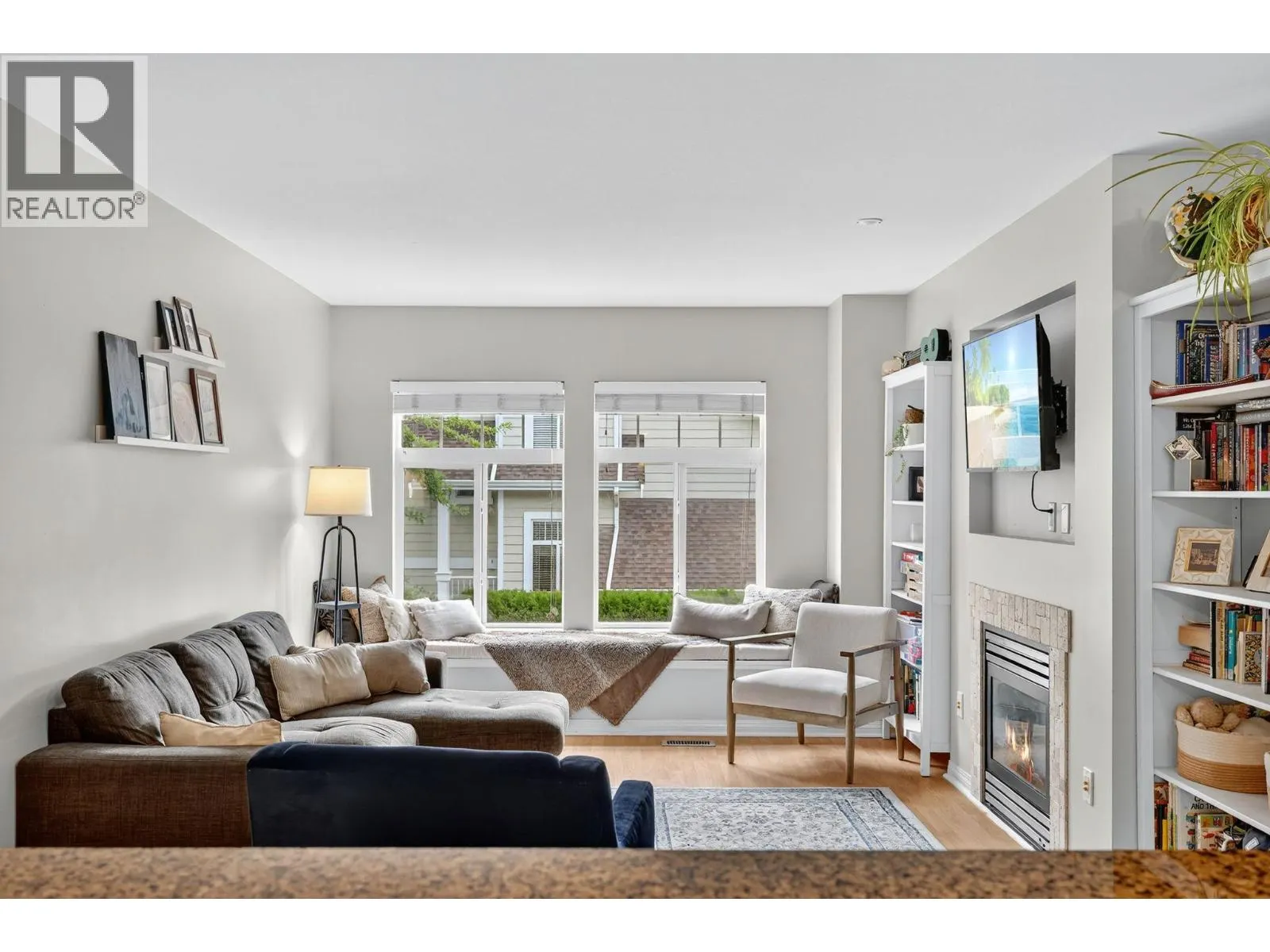 1853 Parkview Crescent Unit# 6