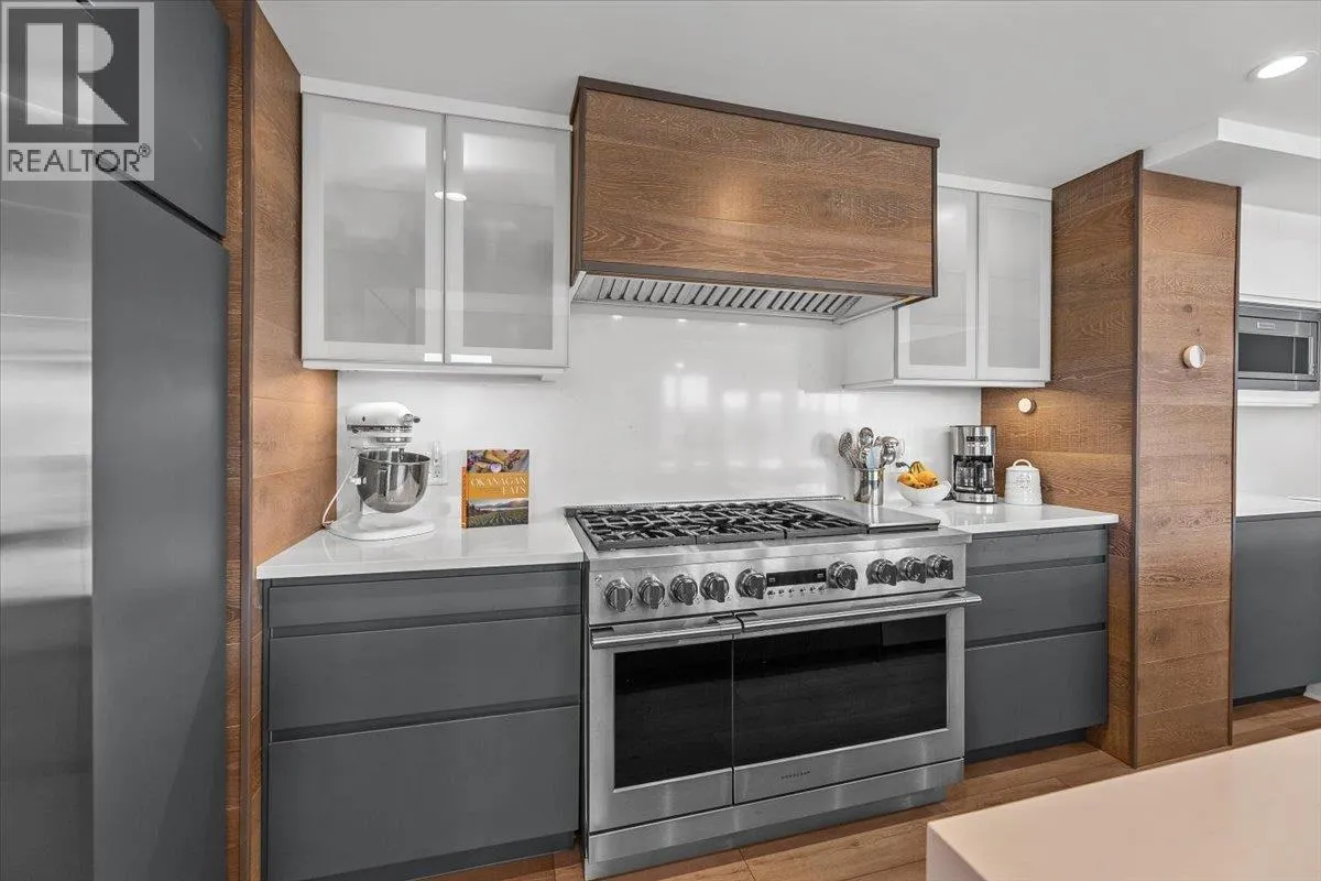 1160 Bernard Avenue Unit# 1209