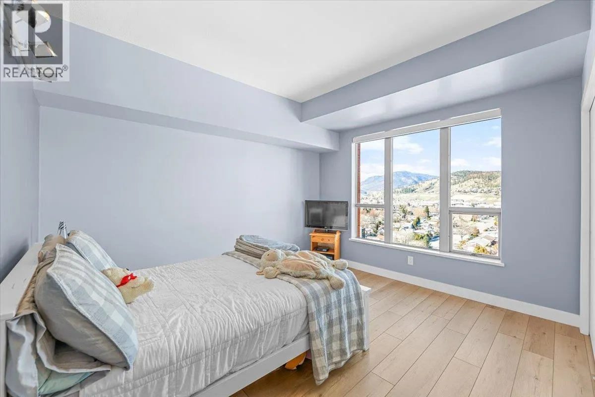 1160 Bernard Avenue Unit# 1209