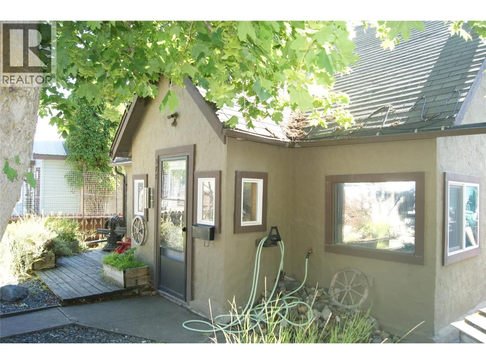 378 Archibald Street