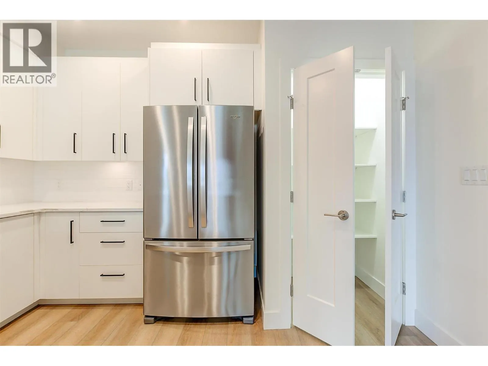 3434 Mckinley Beach Drive Unit# 309
