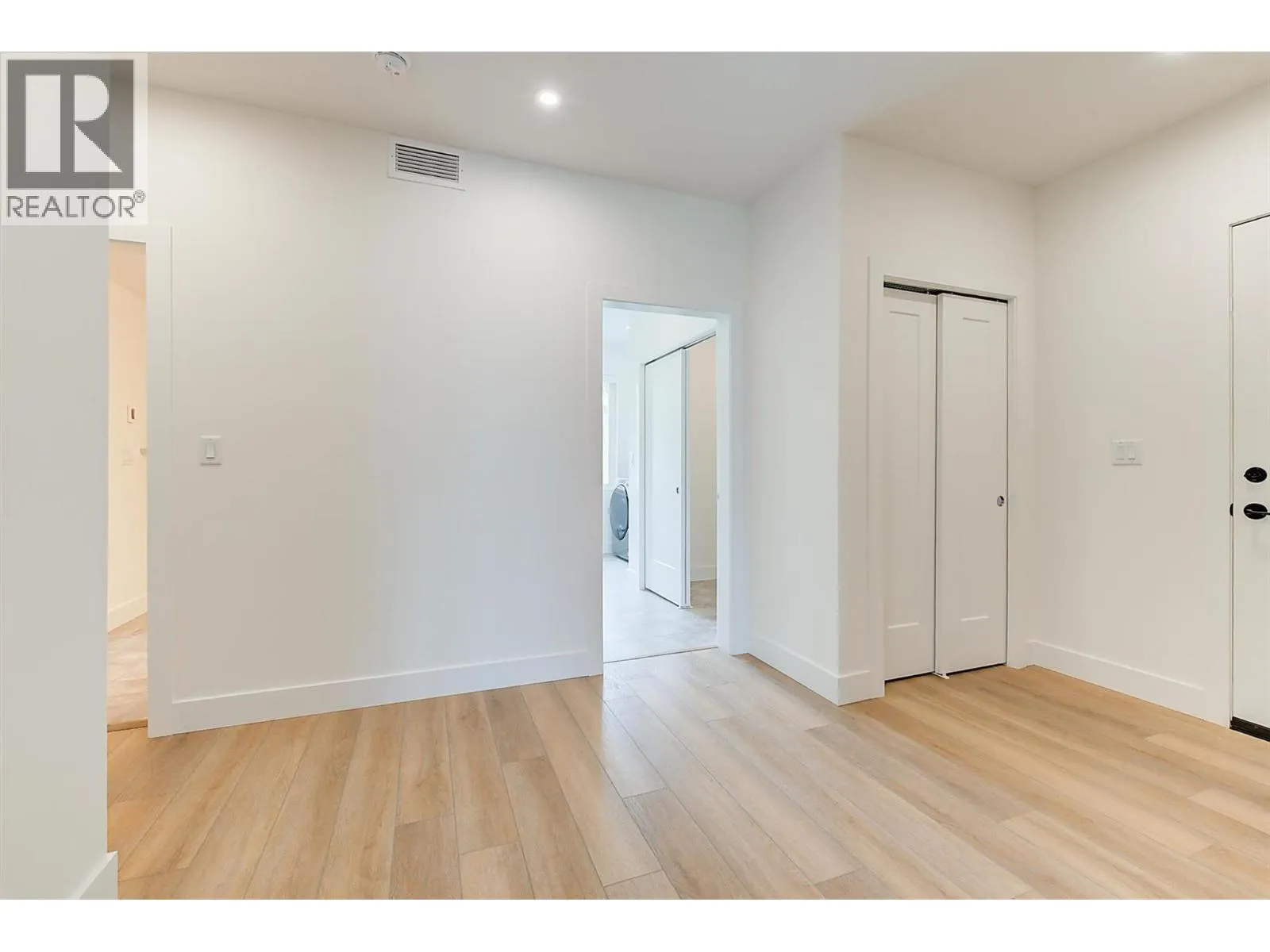 3434 Mckinley Beach Drive Unit# 309