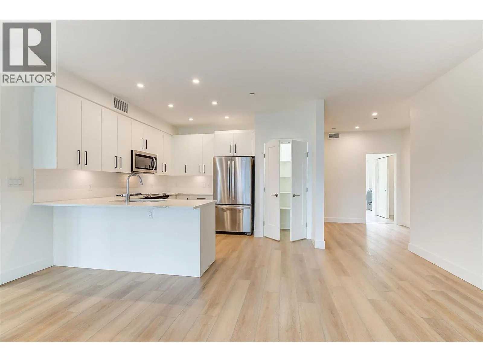 3434 Mckinley Beach Drive Unit# 309