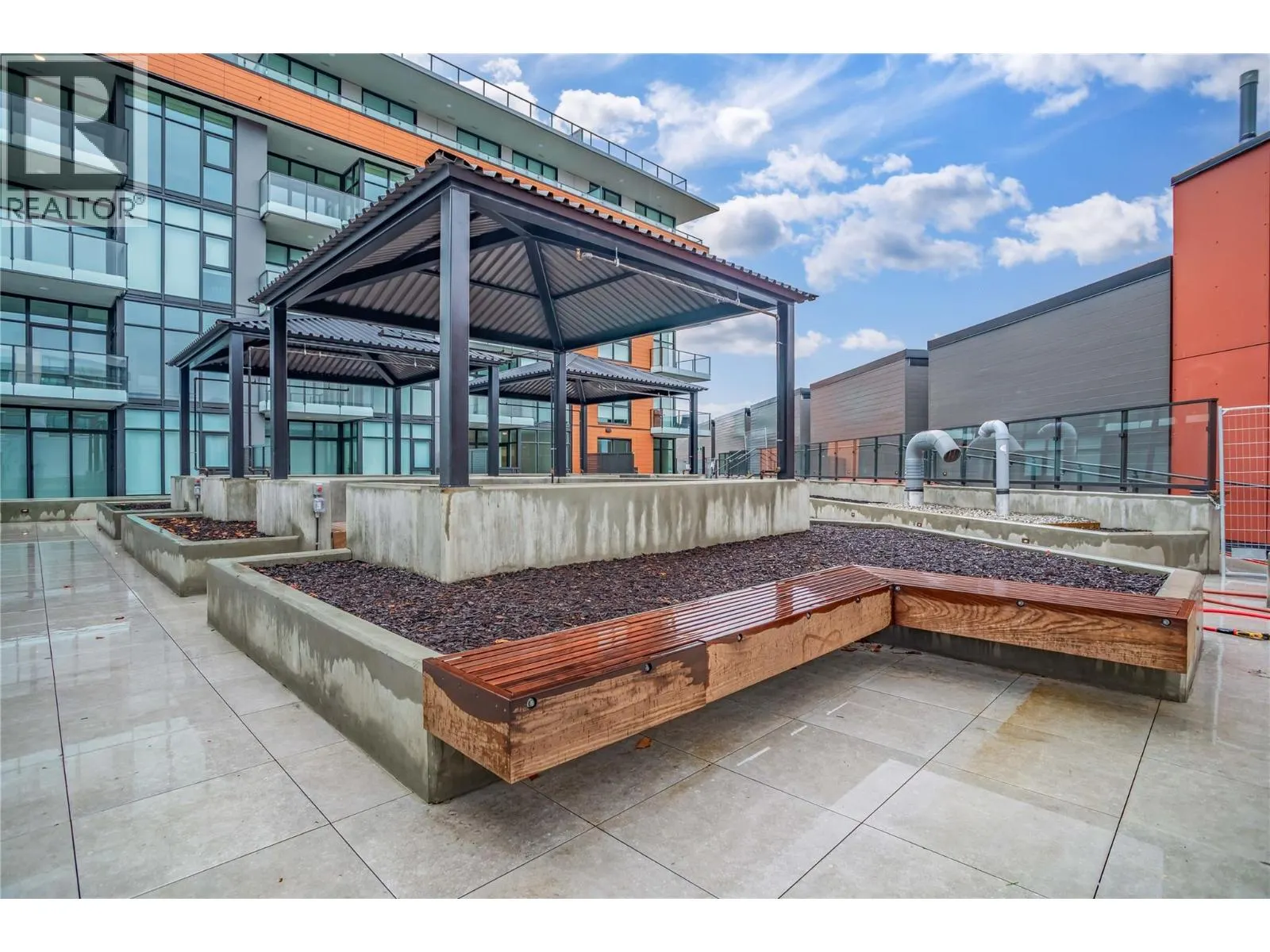 3409 Lakeshore Road Unit# PH S607