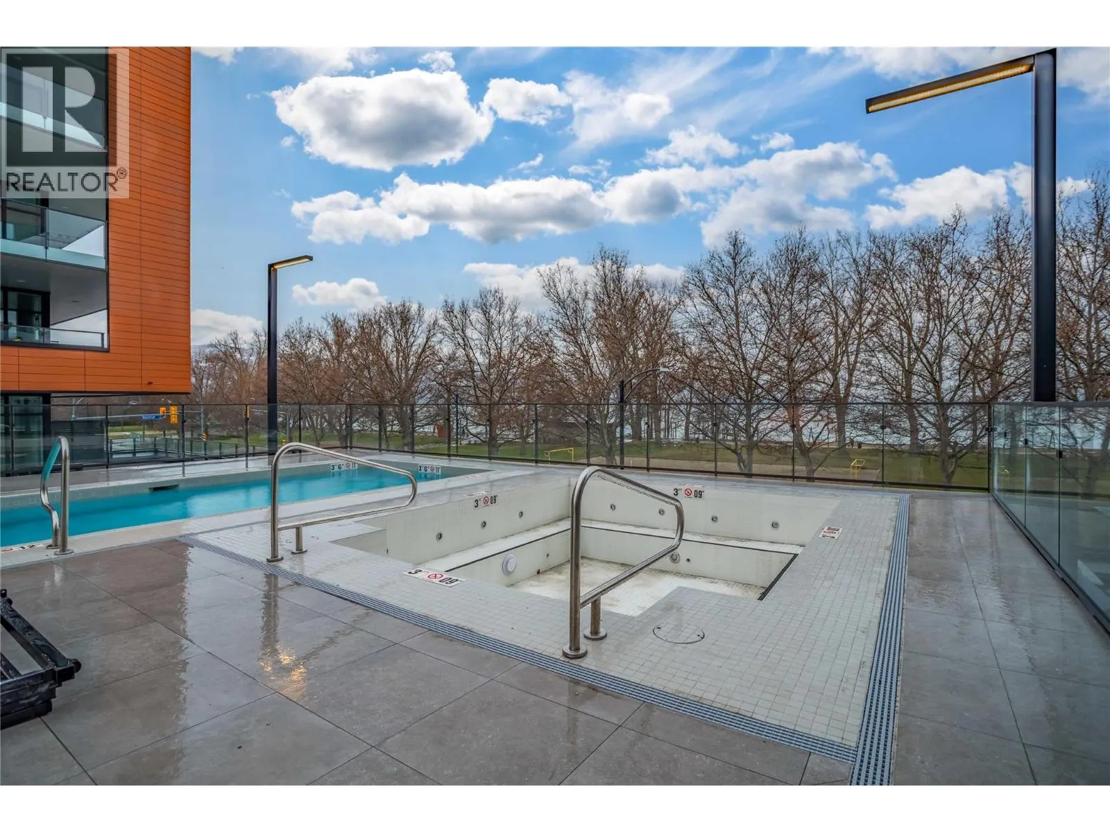 3409 Lakeshore Road Unit# PH S607