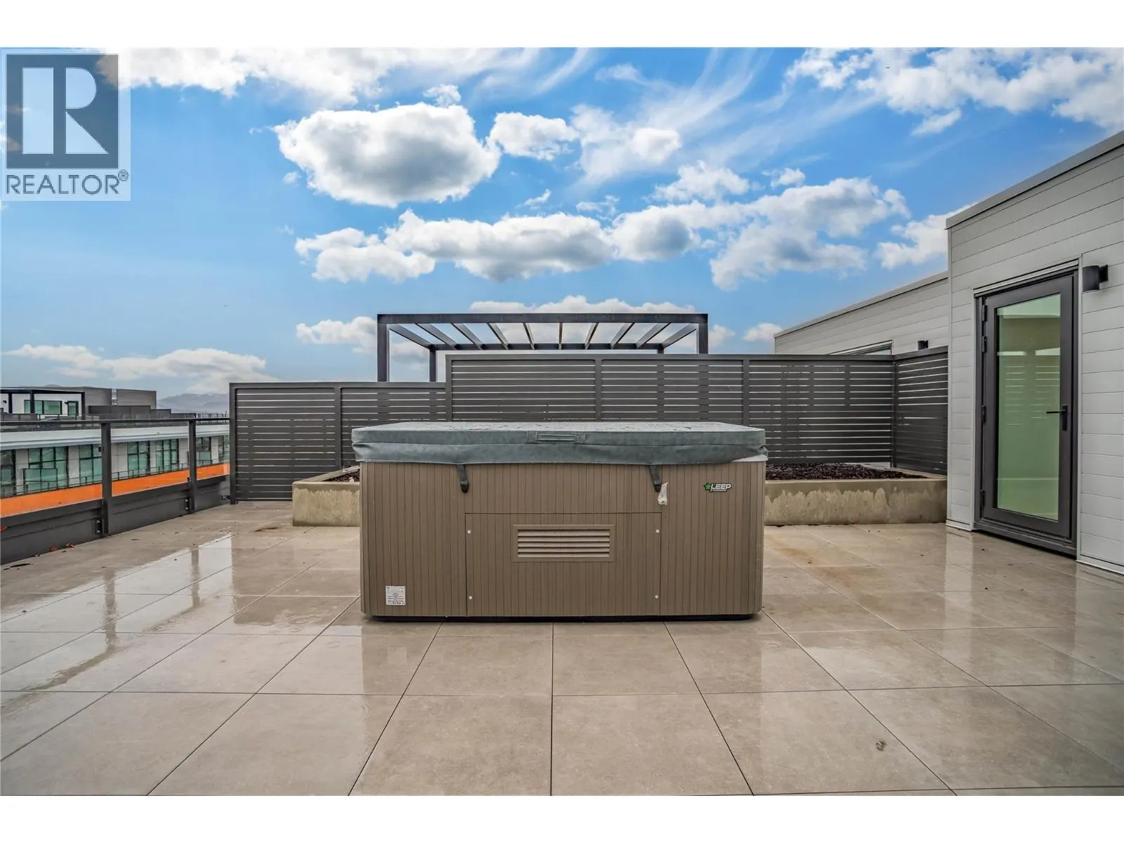 3409 Lakeshore Road Unit# PH S607