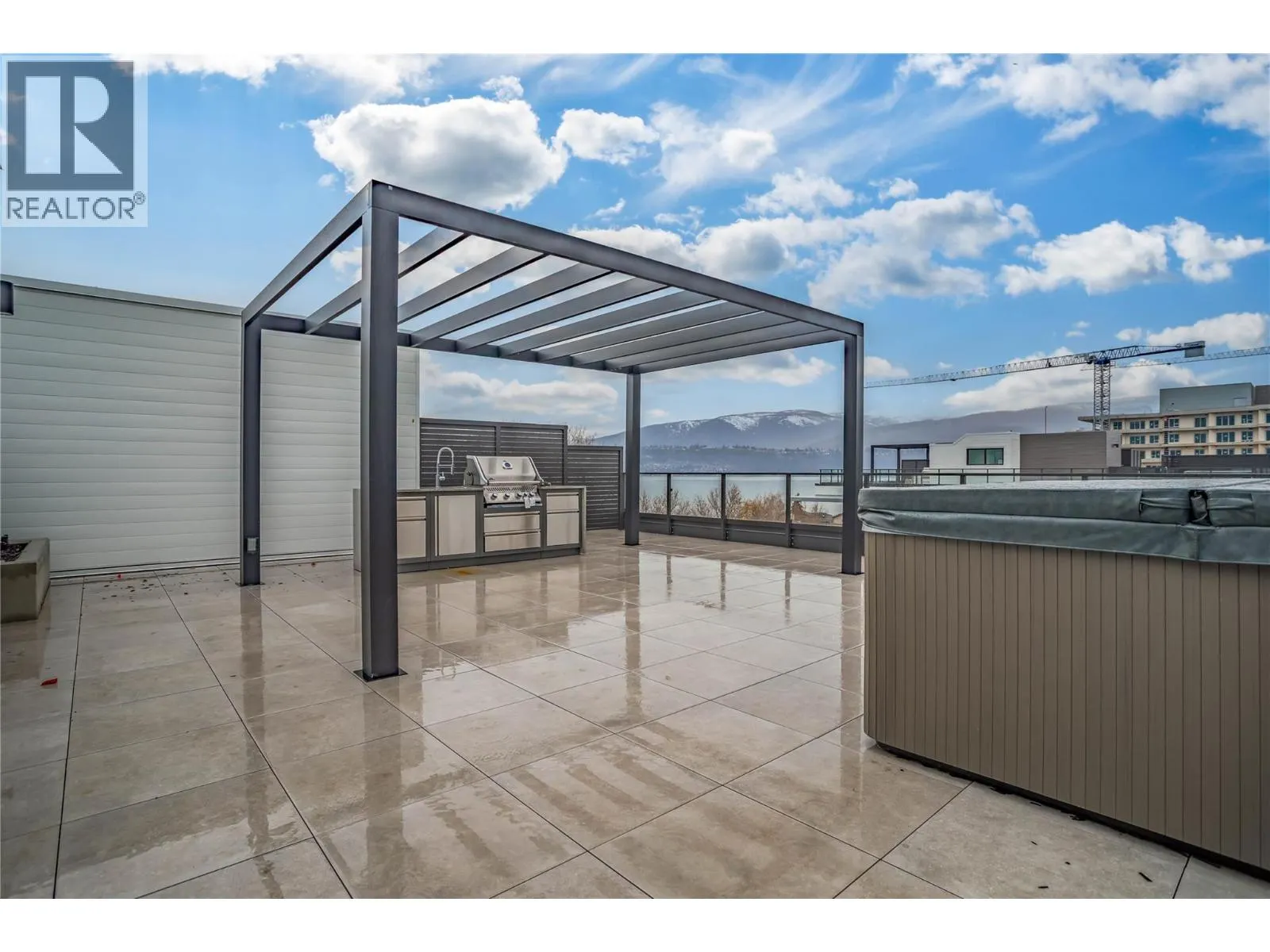 3409 Lakeshore Road Unit# PH S607