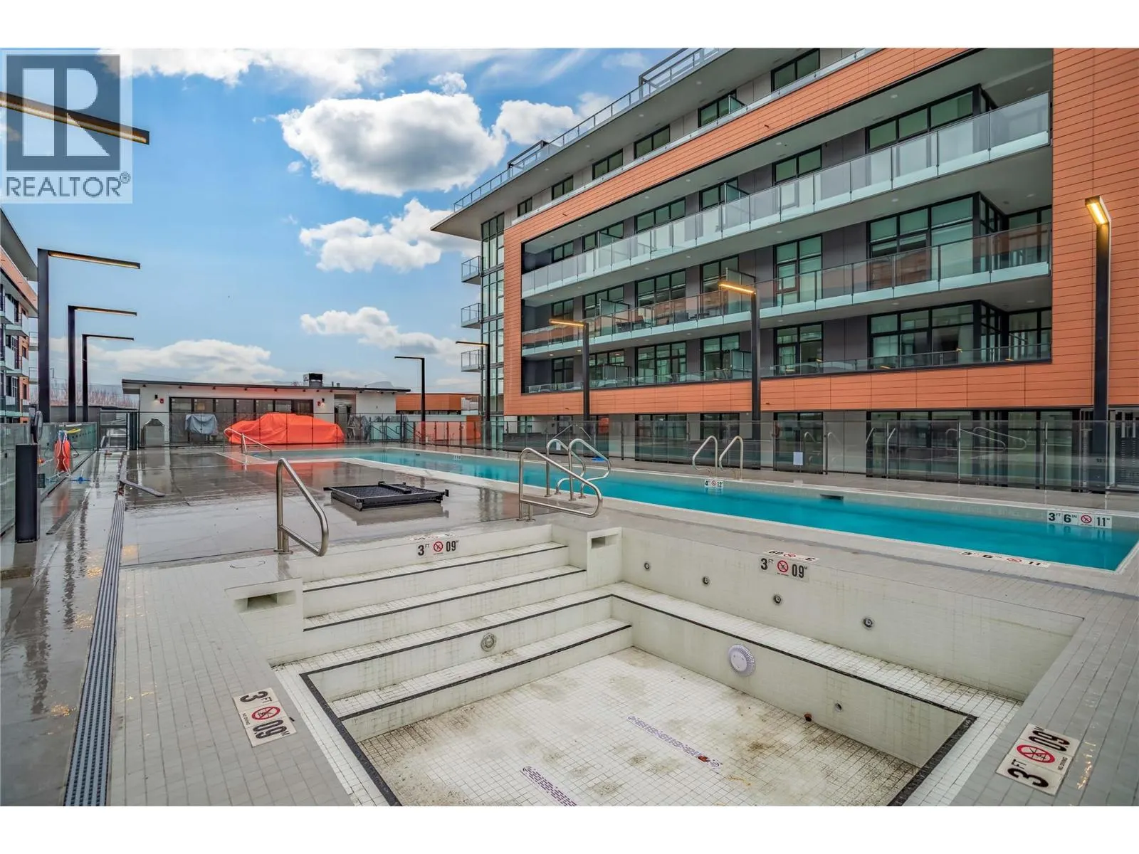 3409 Lakeshore Road Unit# PH S607