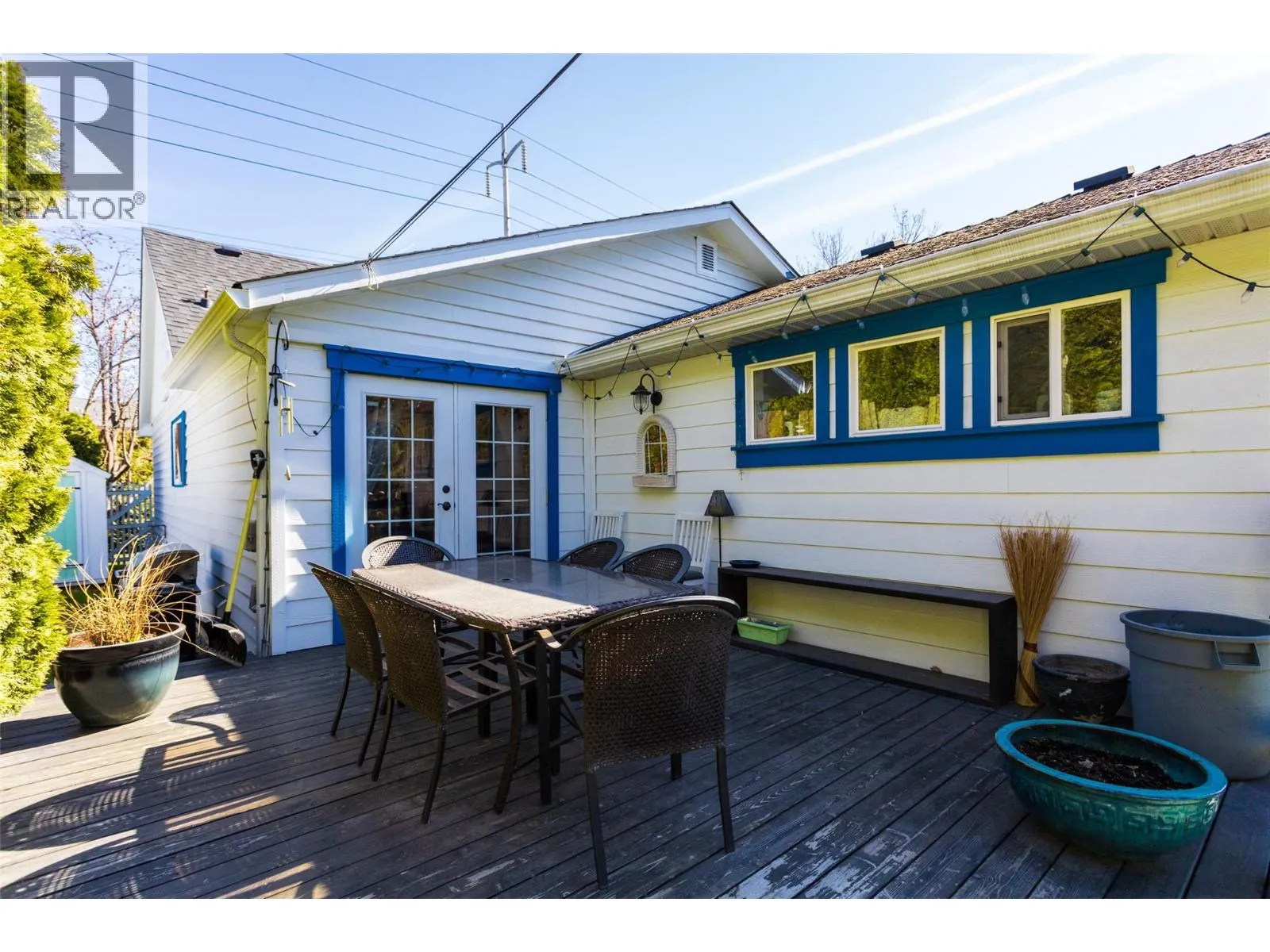 2422 Richter Street