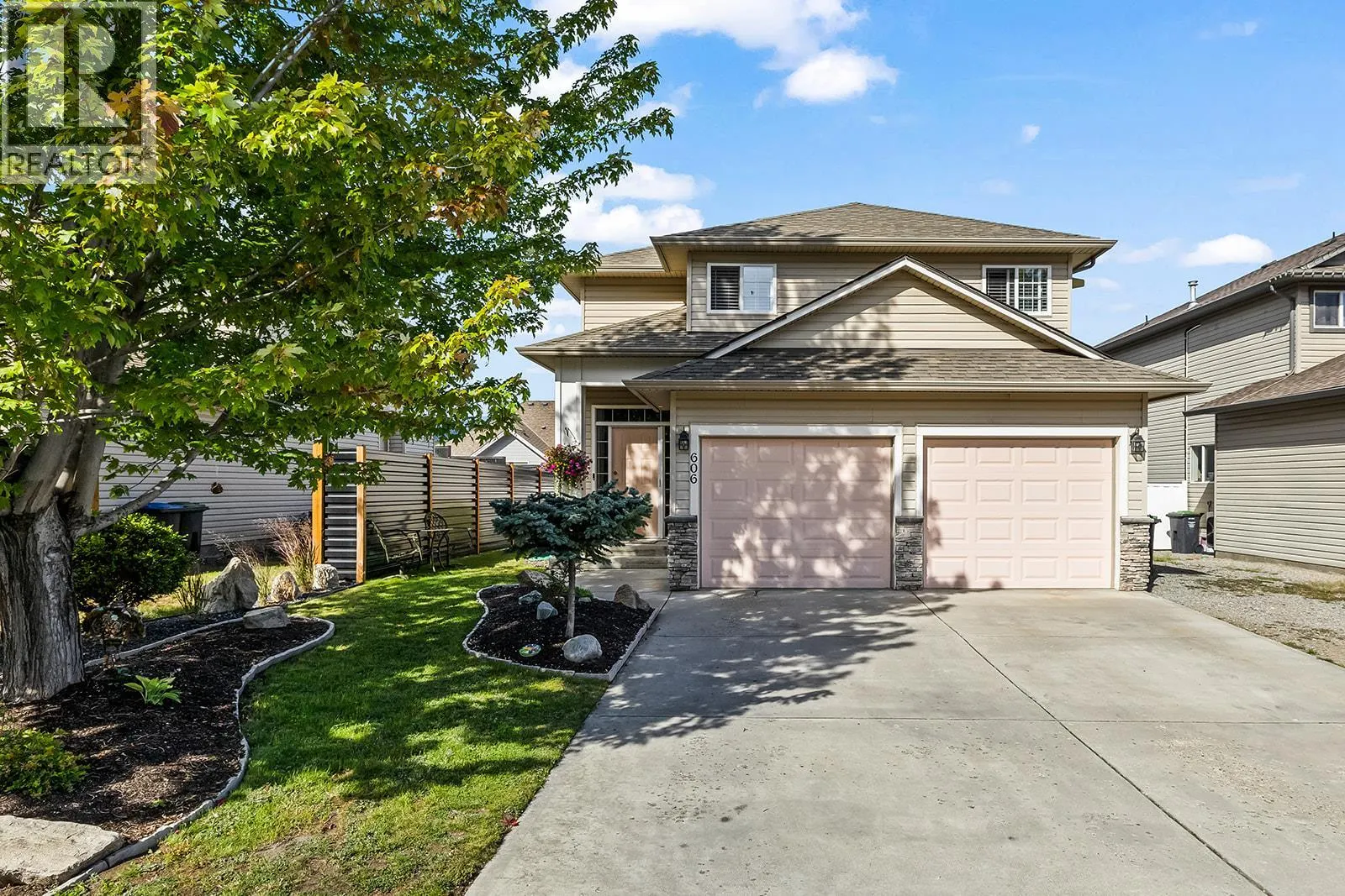 606 South Crest Drive