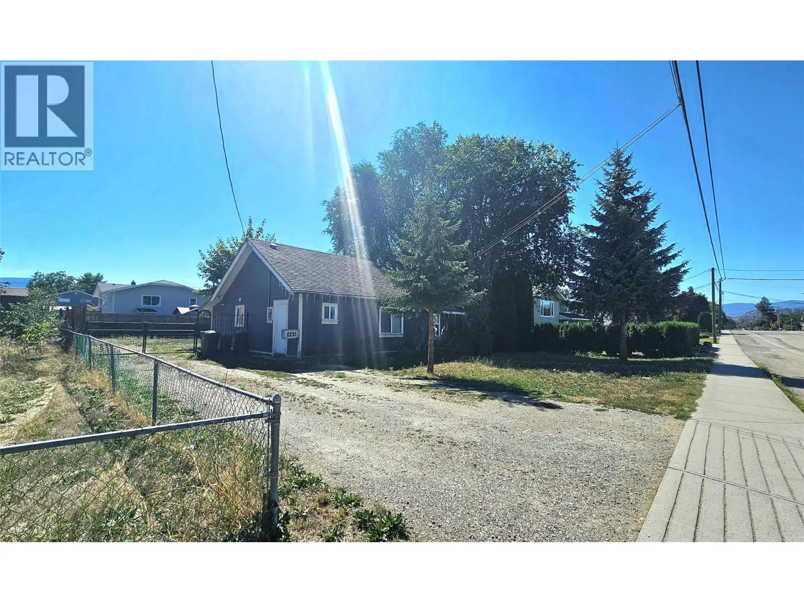 465 Mugford Road