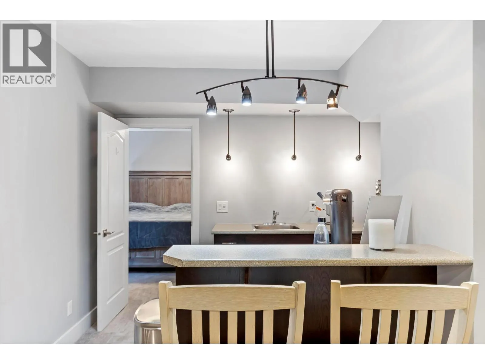 2220 Shannon Ridge Drive Unit# 109
