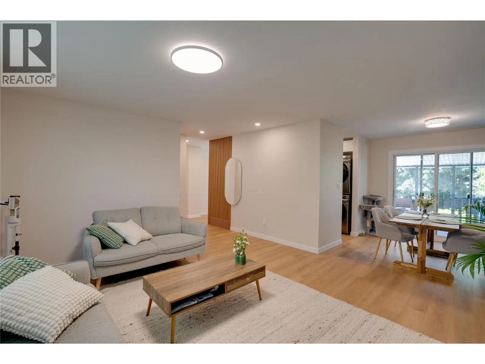 1802 43 Street