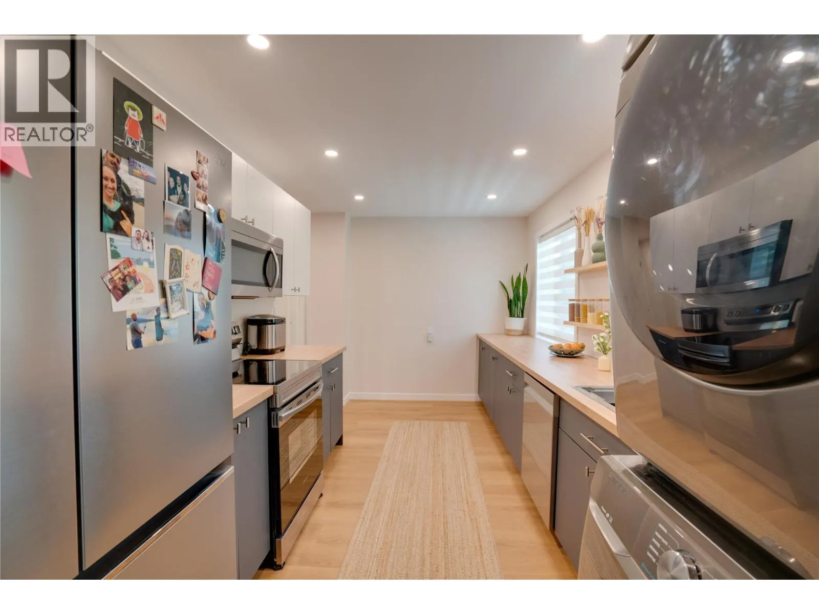 1802 43 Street