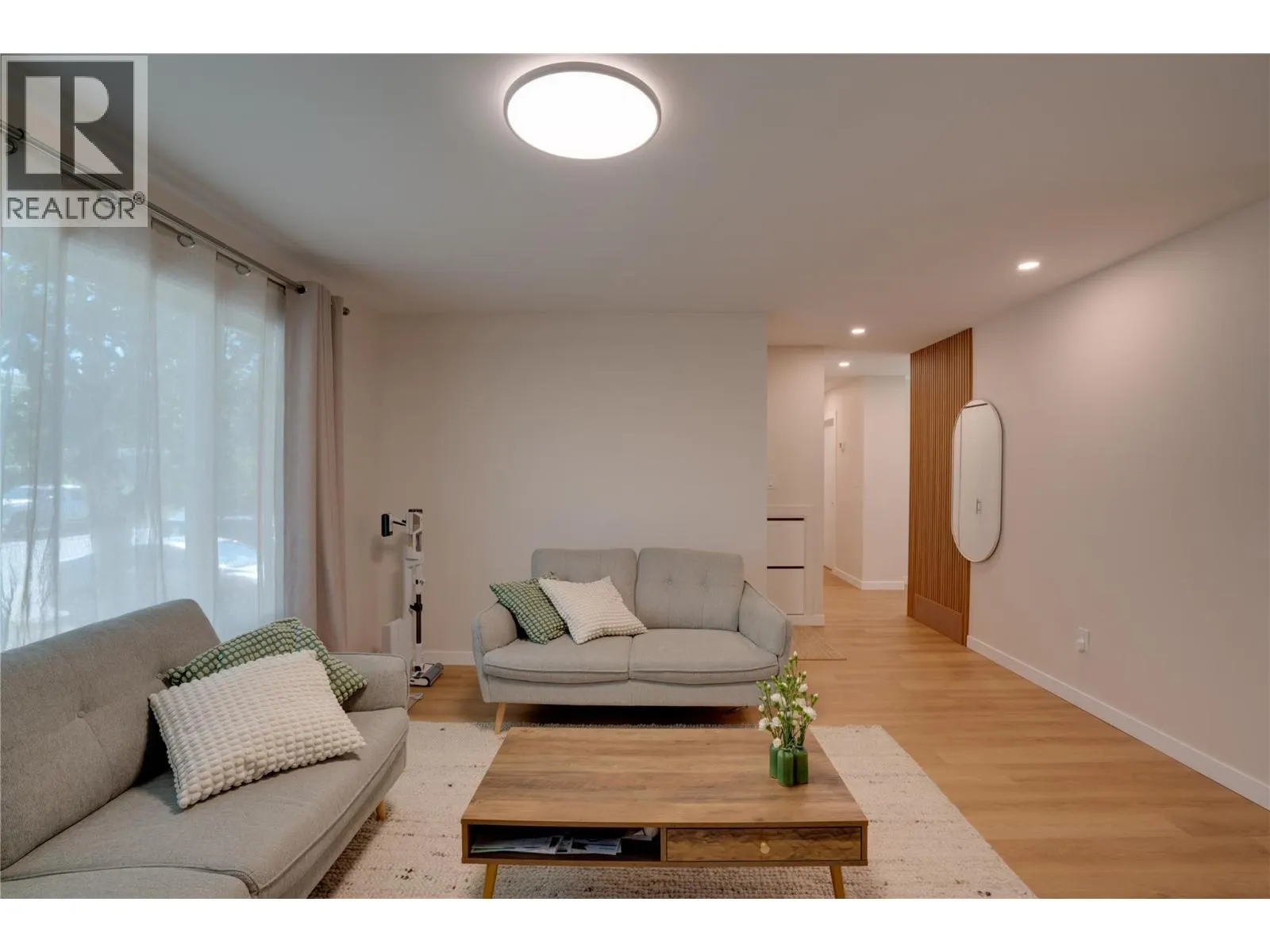 1802 43 Street
