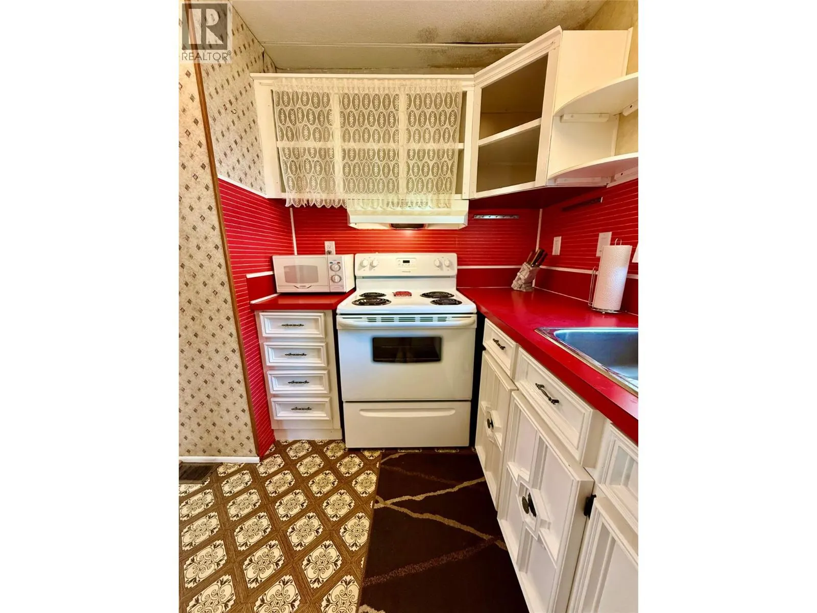 469 Main Street Unit# 5