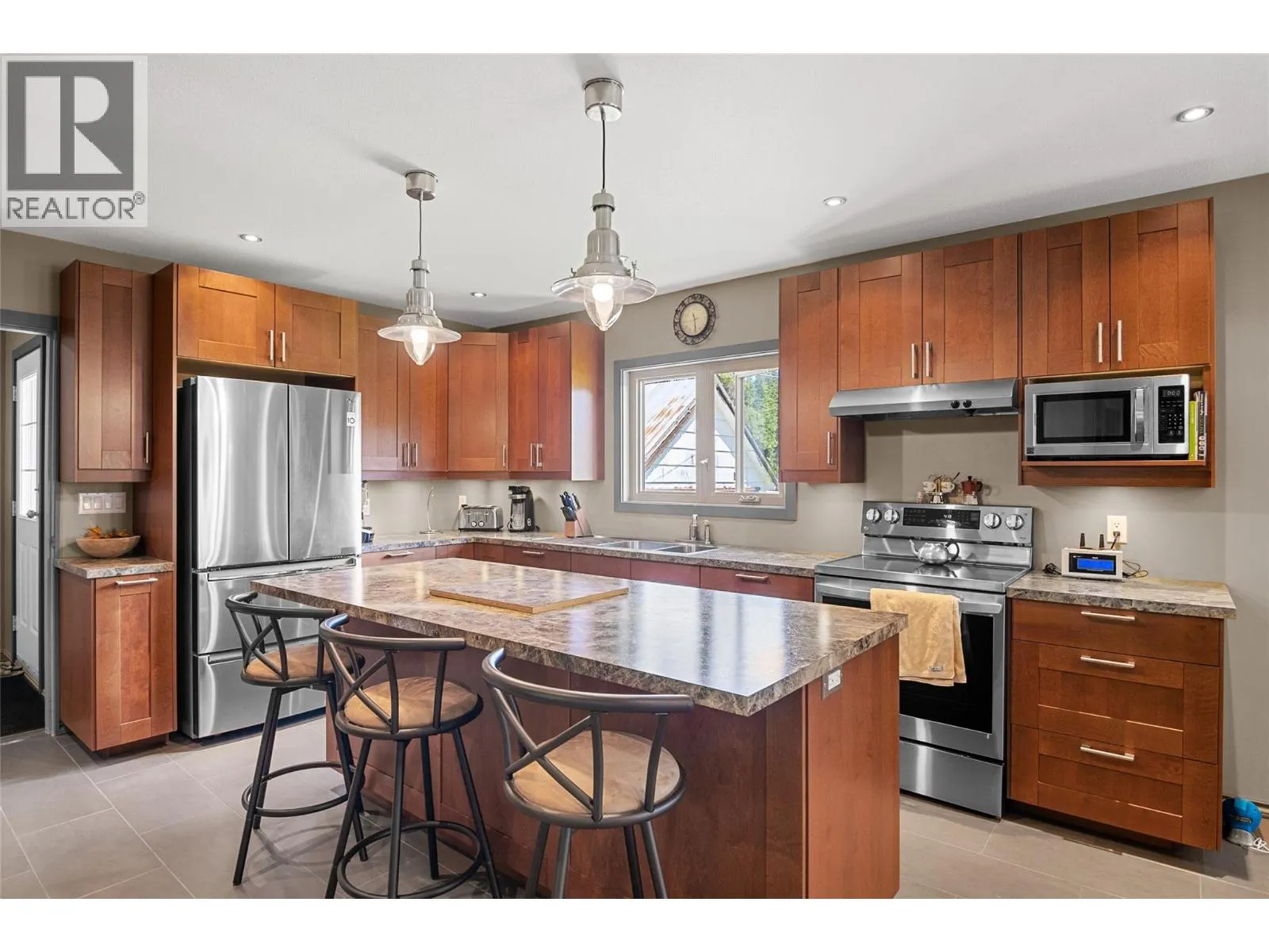 1734 MT Begbie Road