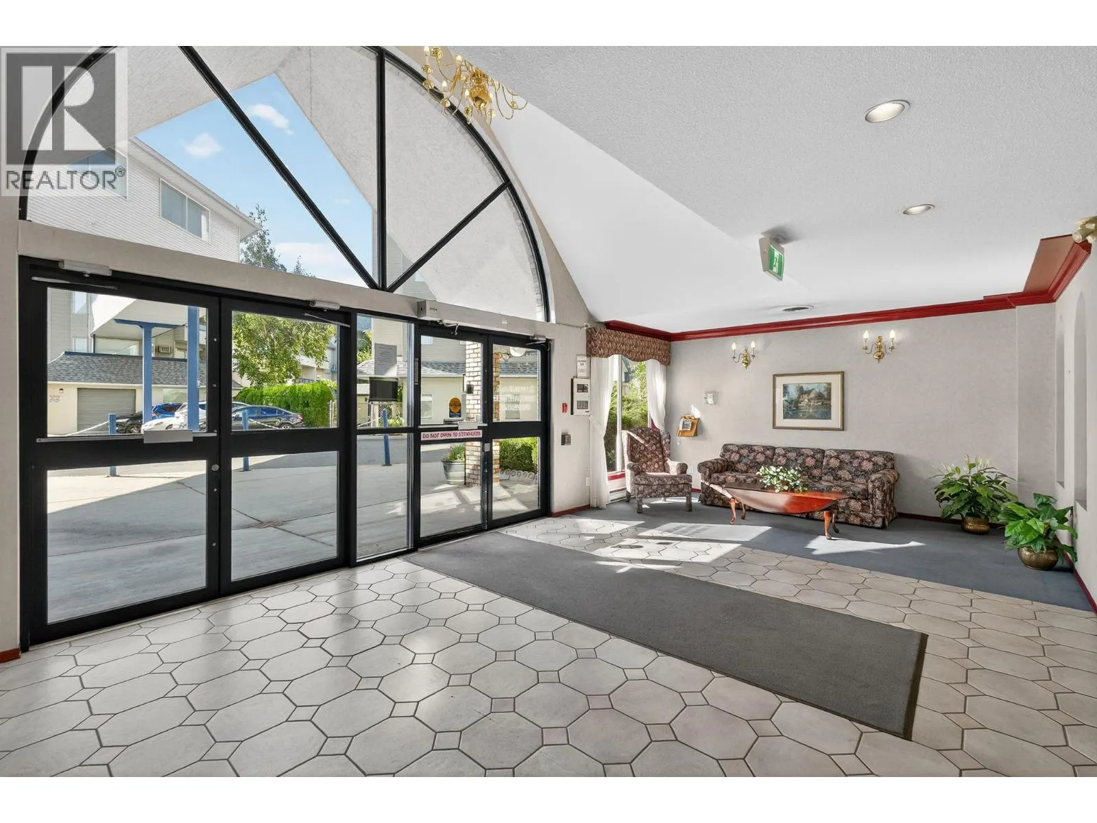 877 KLO Road Unit# 308