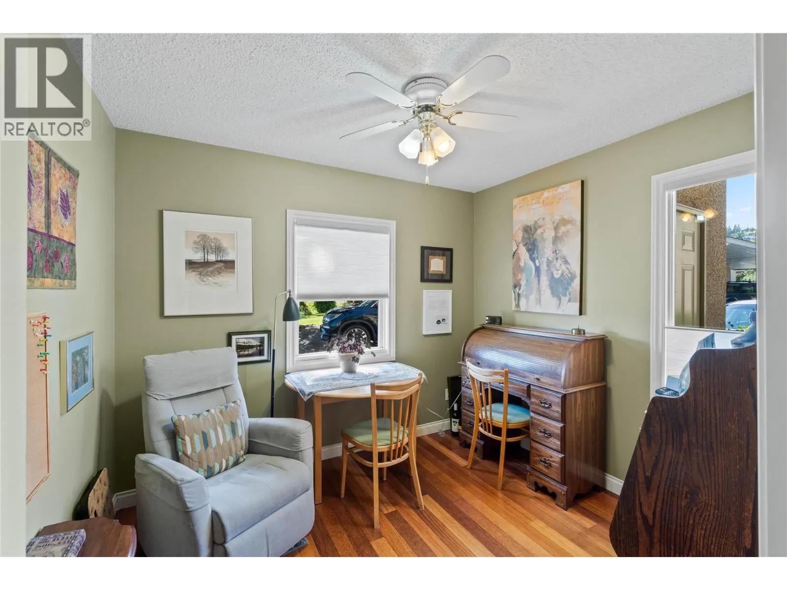 1555 Summit Drive Unit# 12