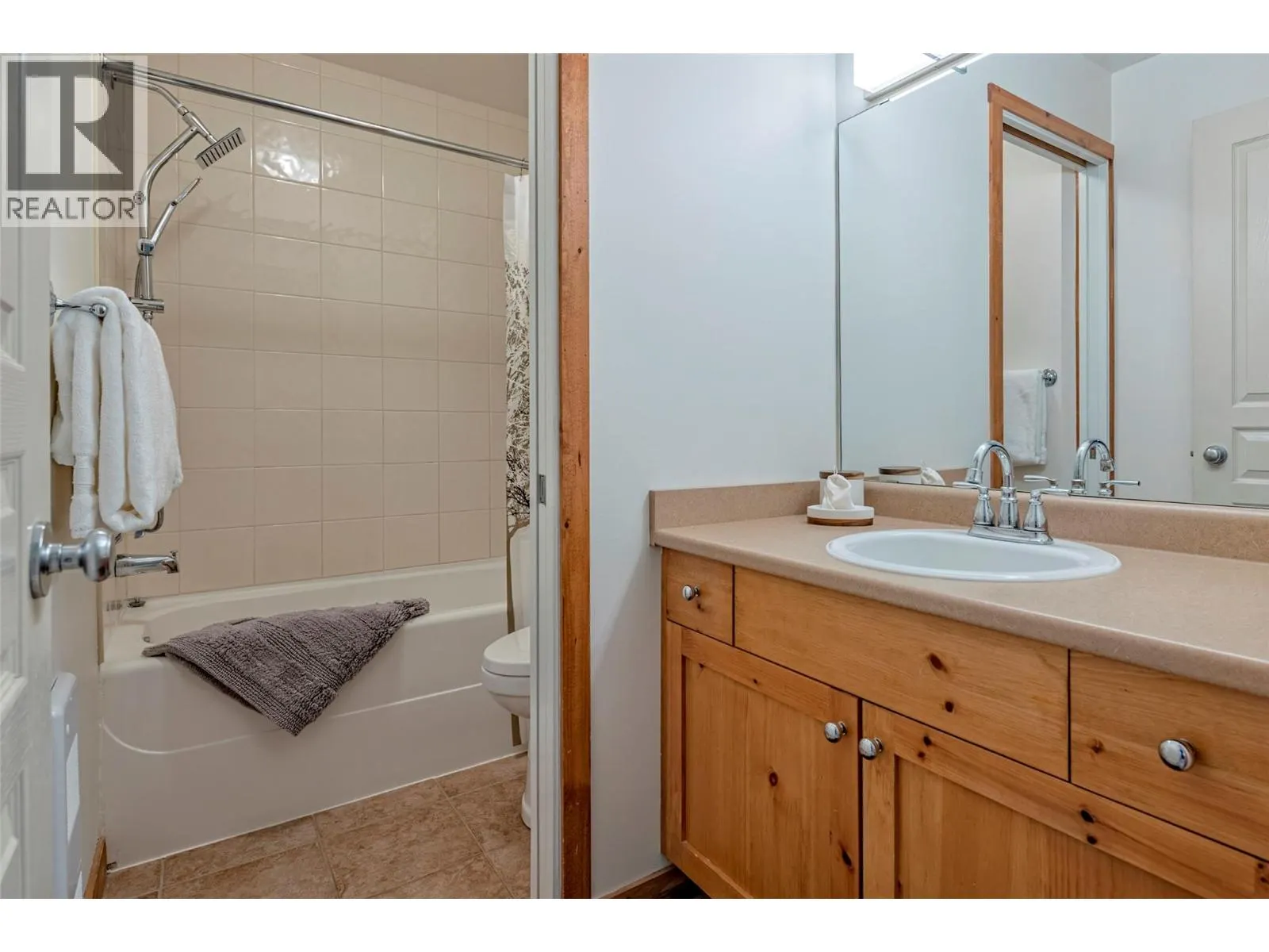 9804 Silver Star Road Unit# 107
