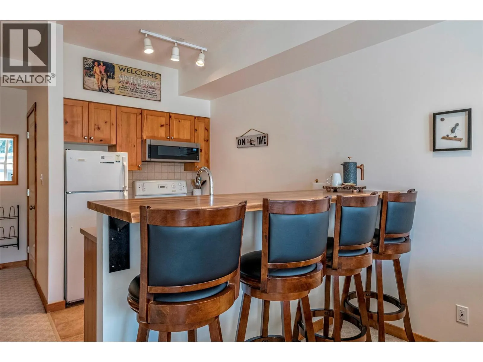 9804 Silver Star Road Unit# 107