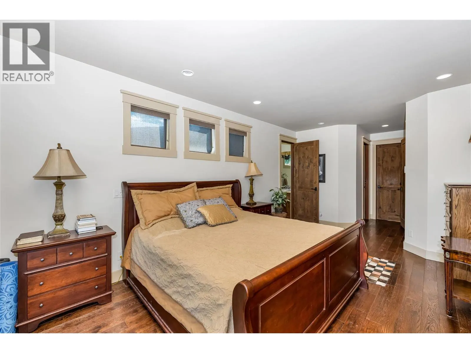 211 Pleasant Valley Cross Road