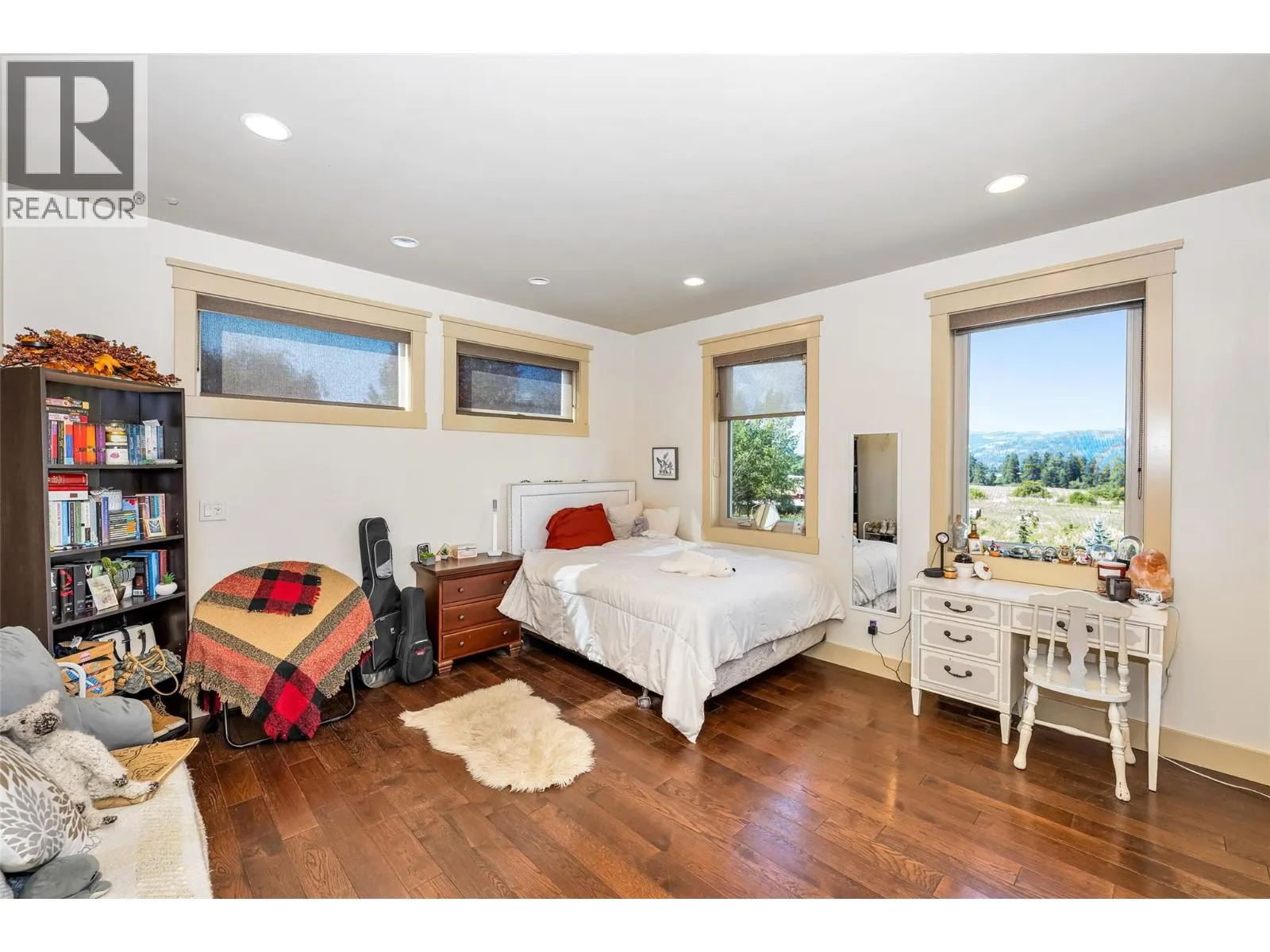 211 Pleasant Valley Cross Road