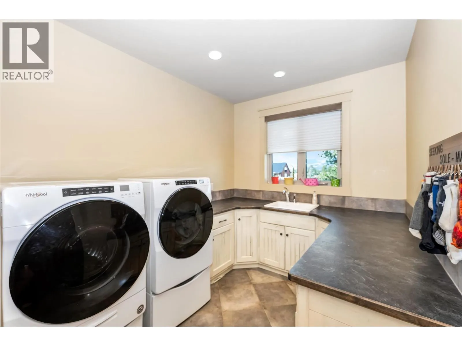 211 Pleasant Valley Cross Road