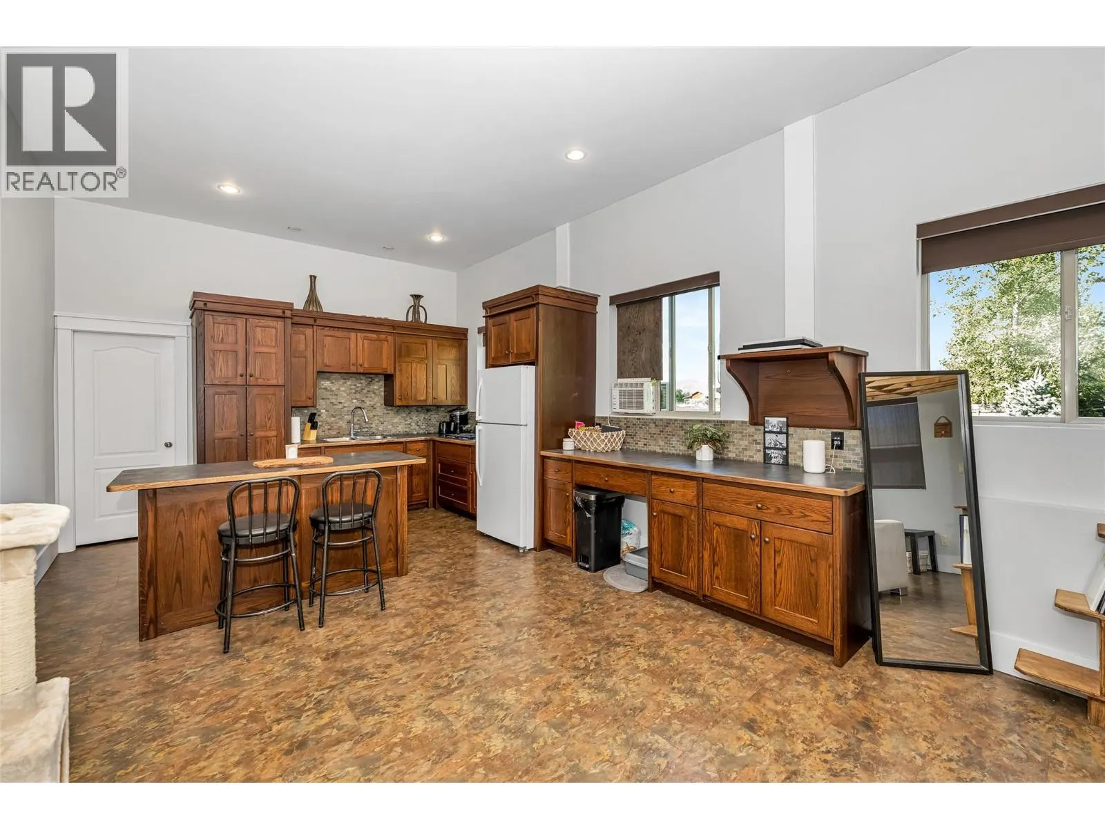 211 Pleasant Valley Cross Road