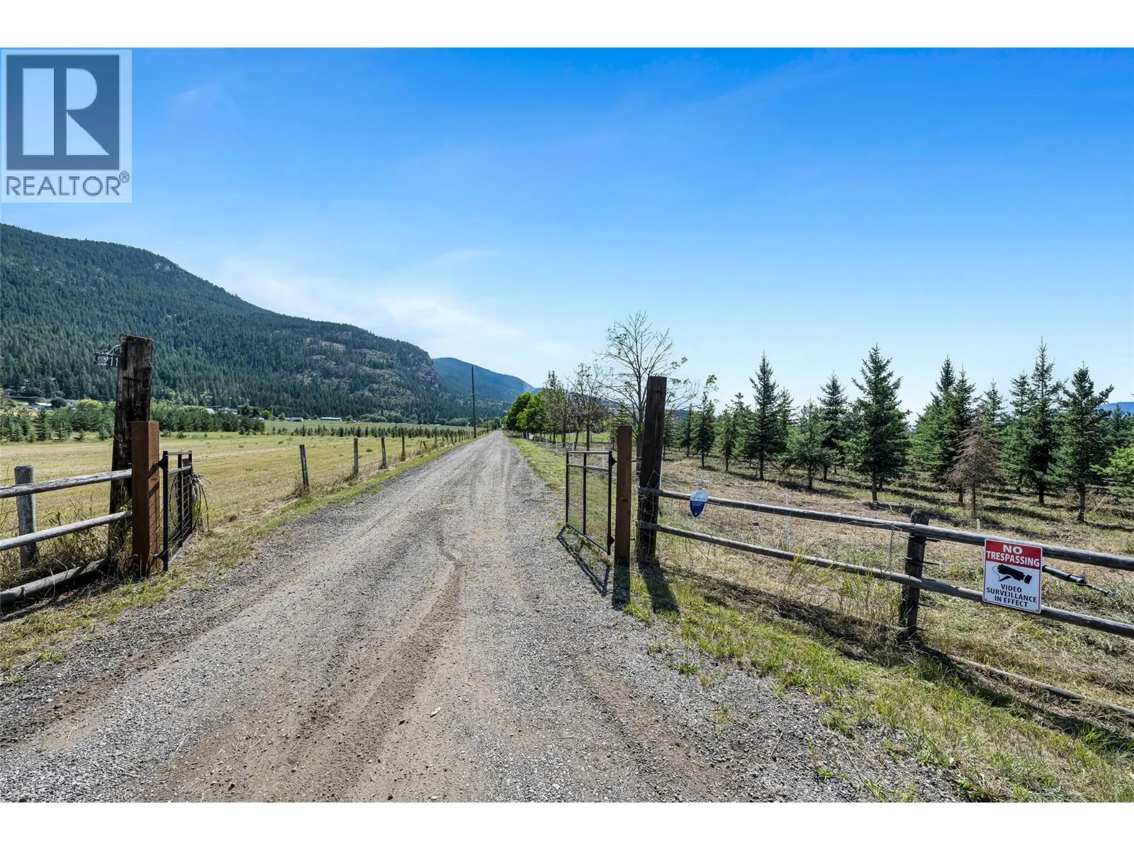 211 Pleasant Valley Cross Road
