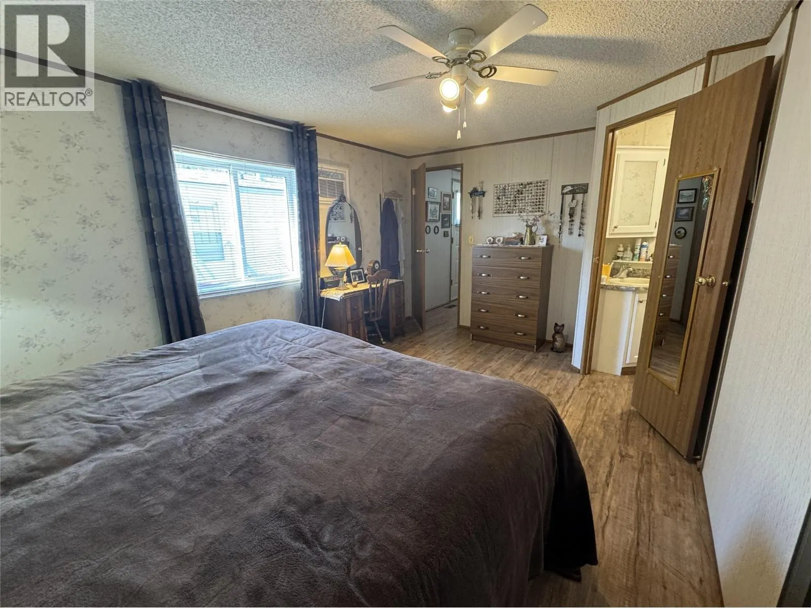 1401 Nicola Avenue Unit# 115