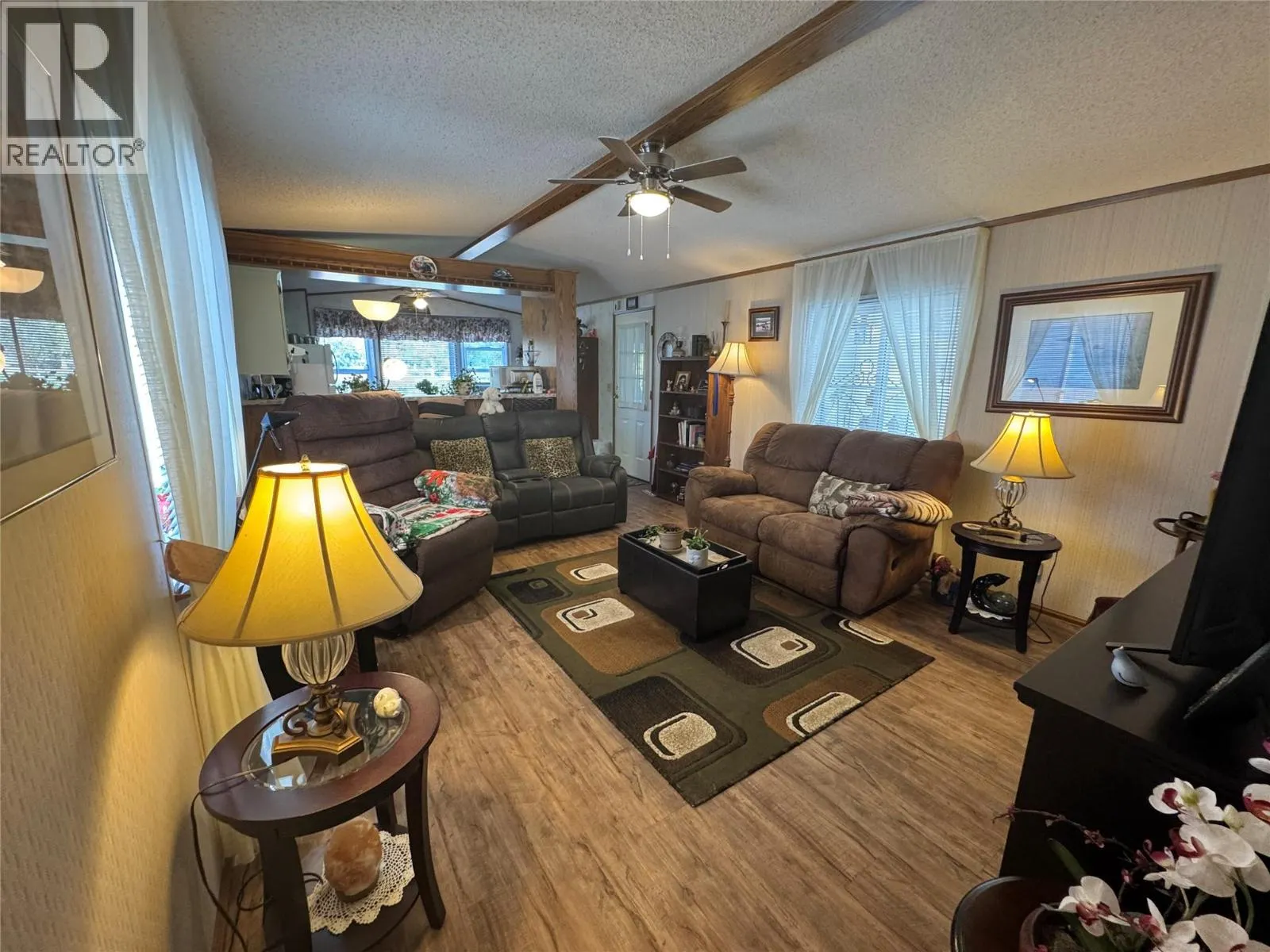 1401 Nicola Avenue Unit# 115