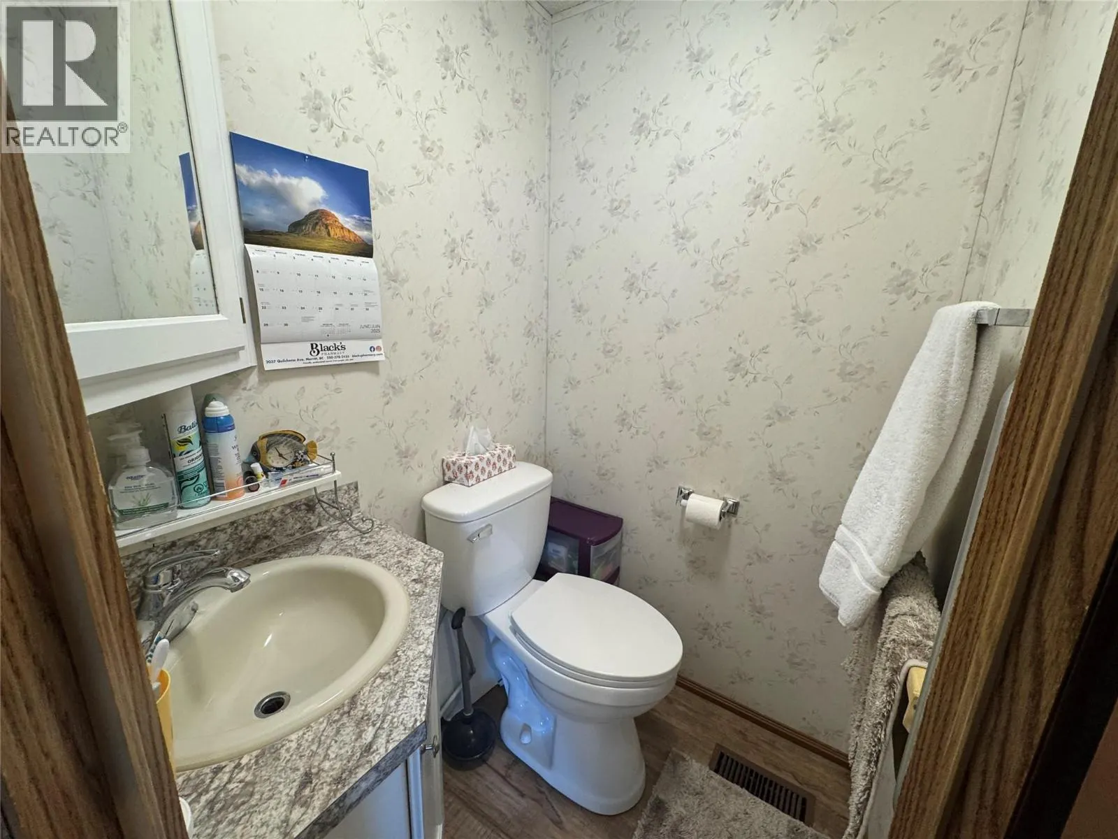 1401 Nicola Avenue Unit# 115