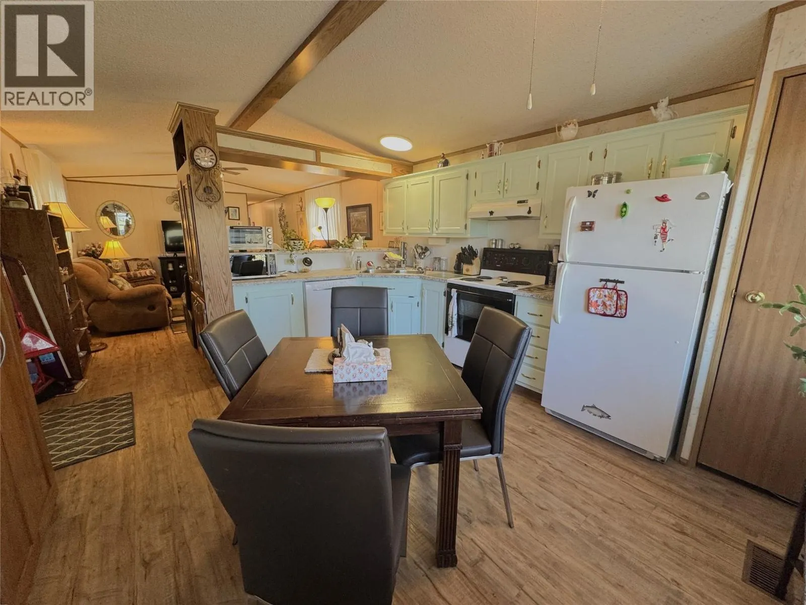 1401 Nicola Avenue Unit# 115