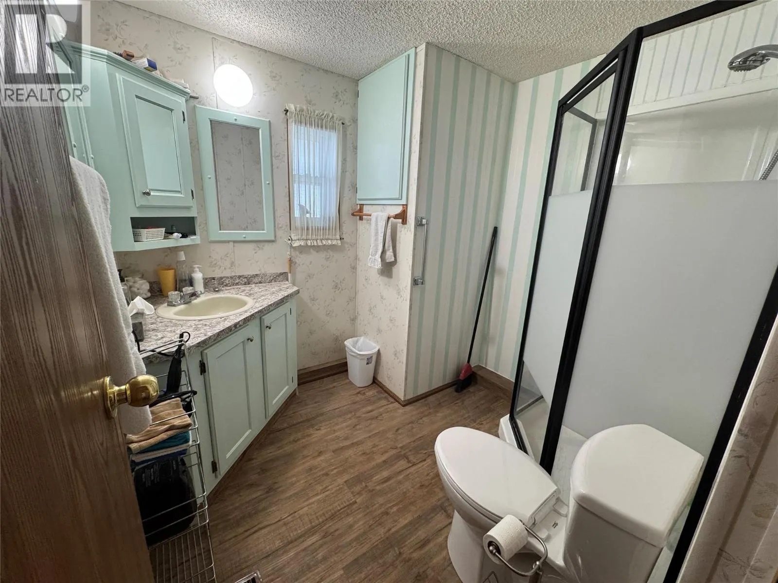 1401 Nicola Avenue Unit# 115