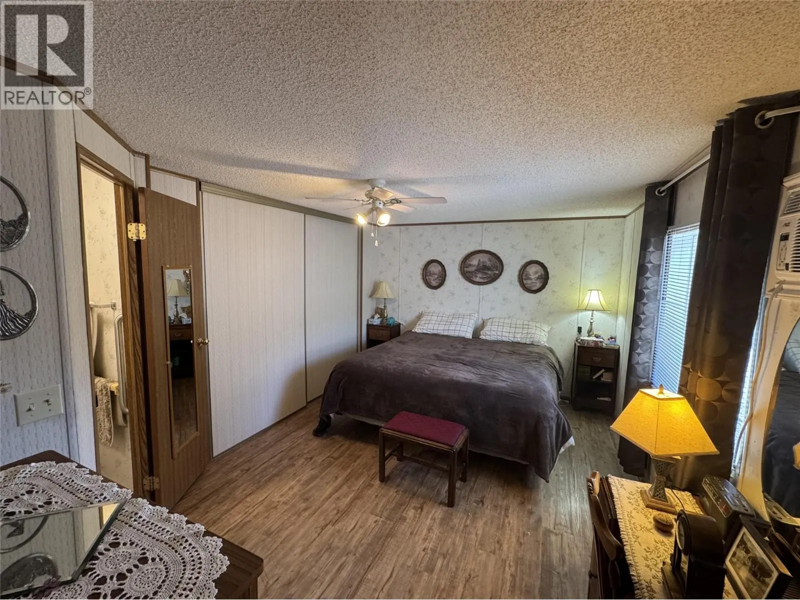 1401 Nicola Avenue Unit# 115