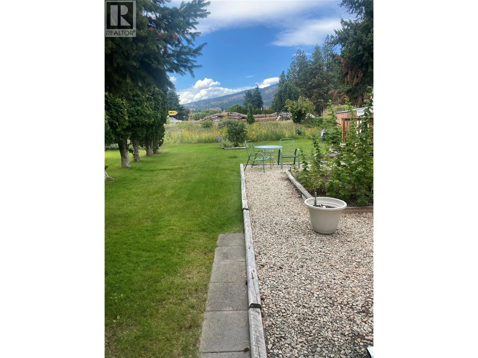 1929 97 Highway S Unit# 64