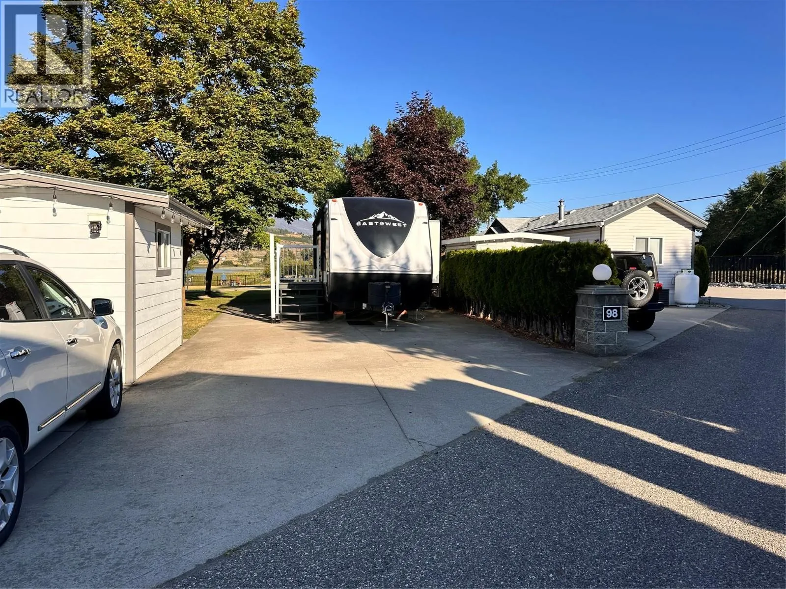 8000 Highland Road Lot# 97
