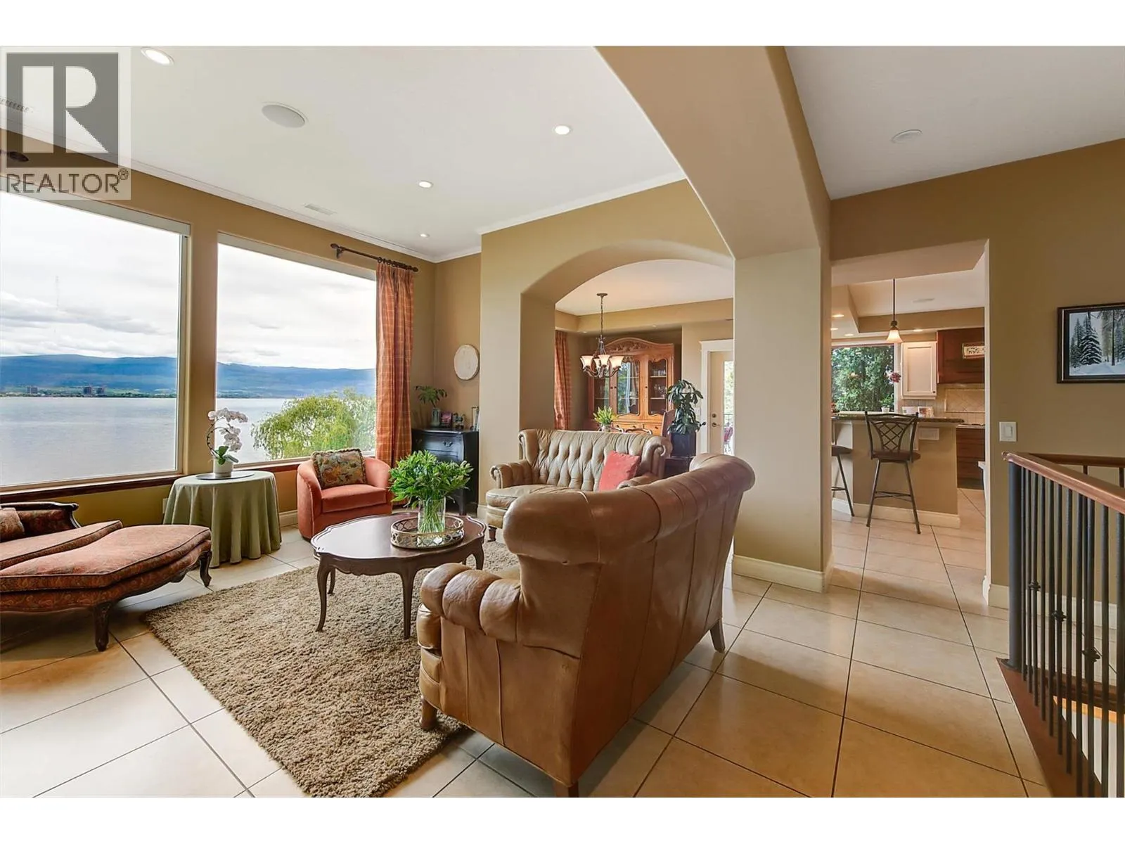 683 Westside Road S