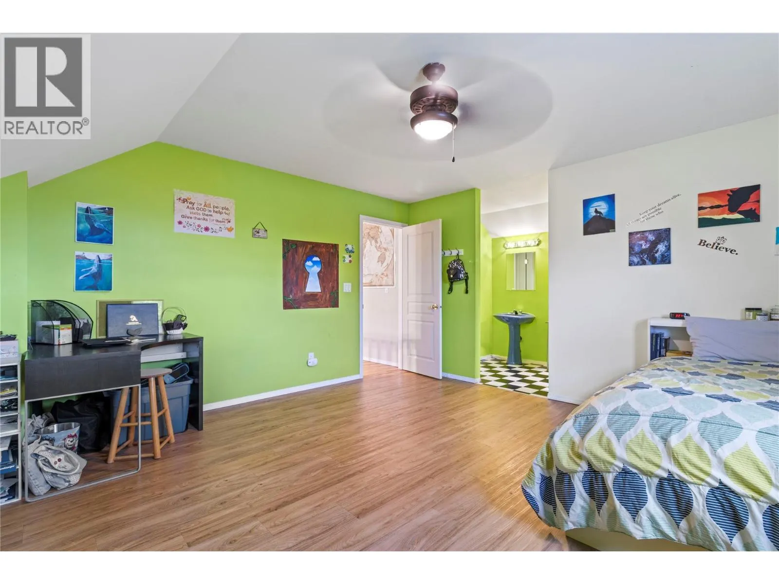 2500 4th Avenue SE