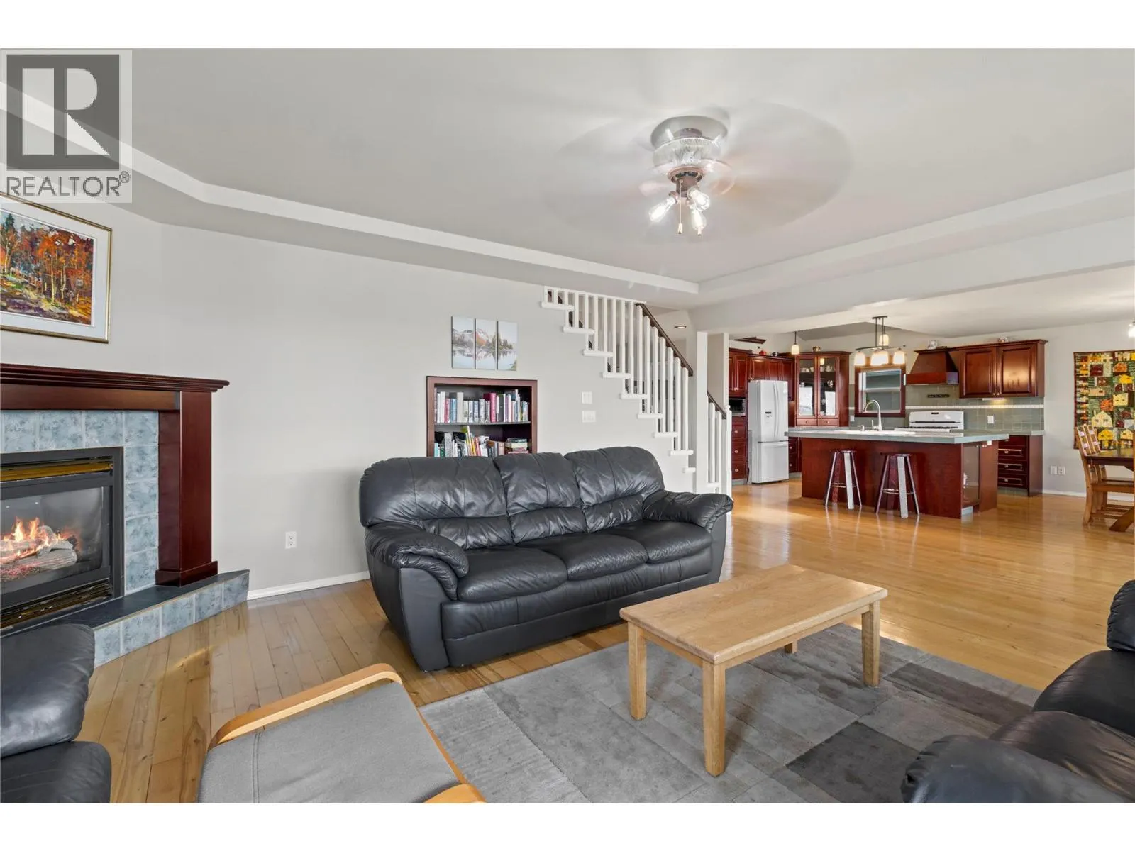 2500 4th Avenue SE
