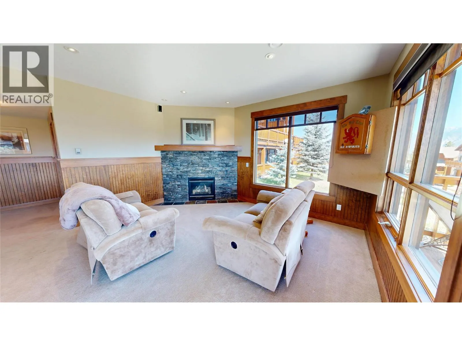2598 MOUNTAINVIEW Crescent Unit# 33