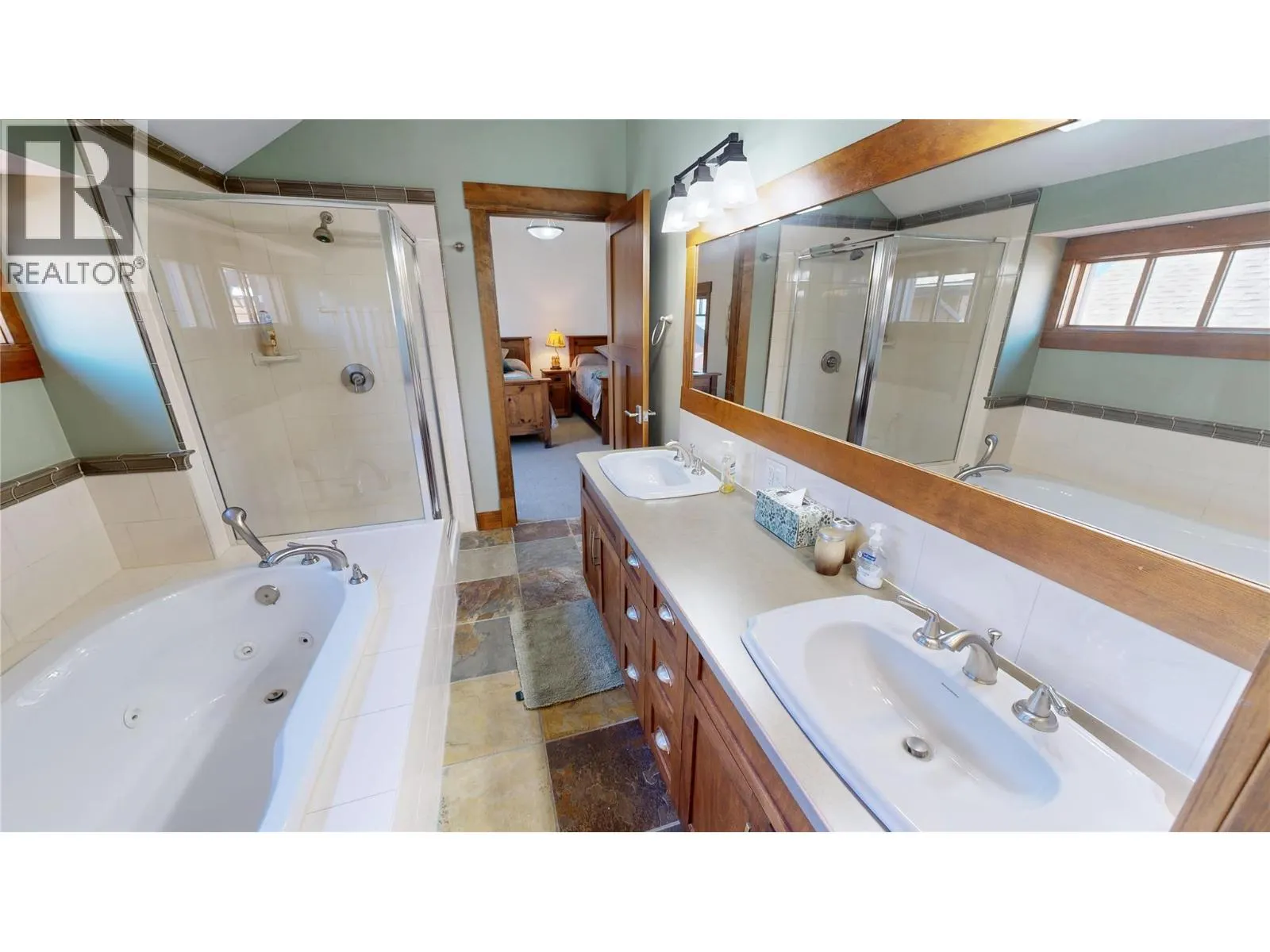 2598 MOUNTAINVIEW Crescent Unit# 33