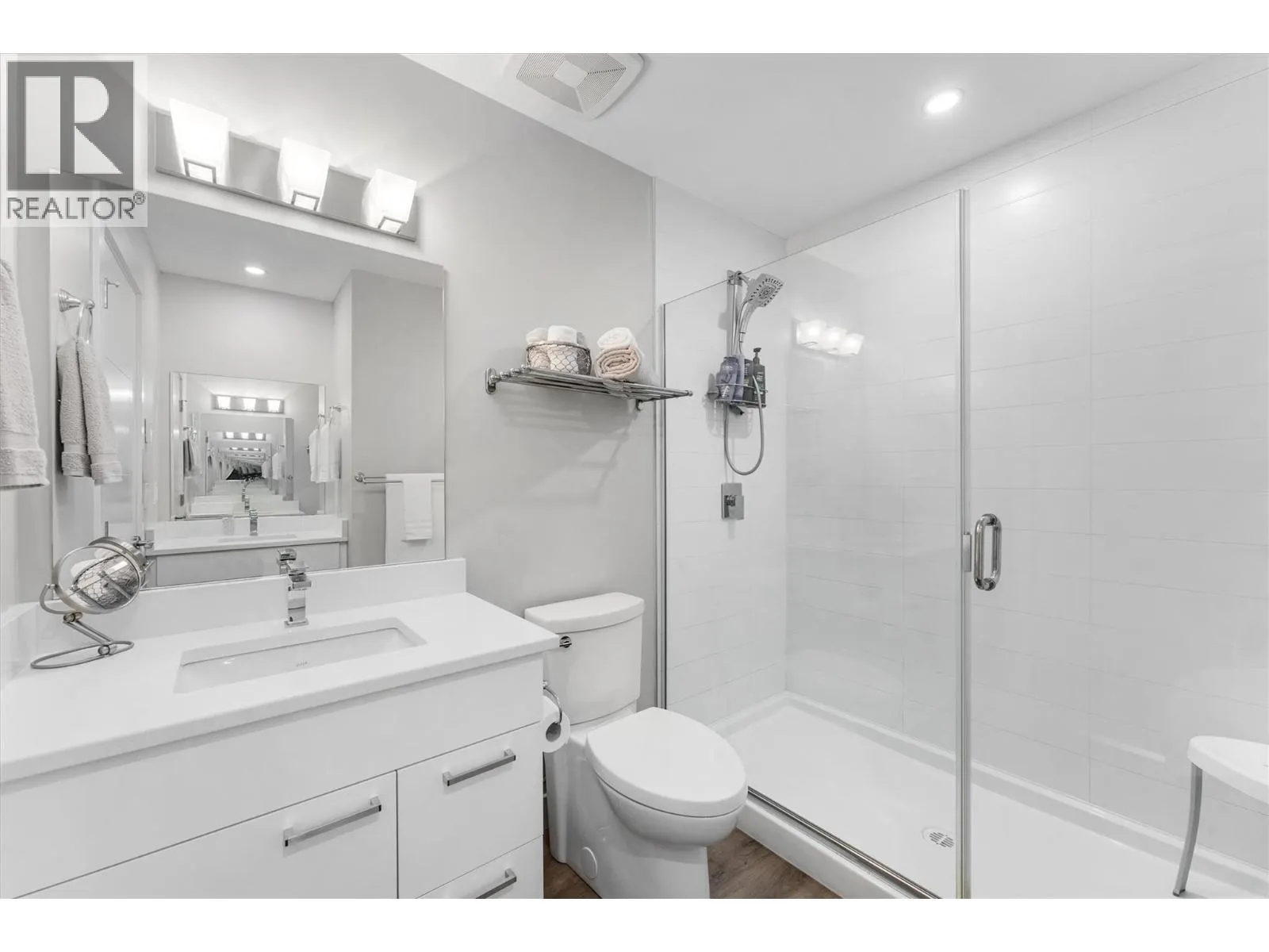 1883 Water Street Unit# 406