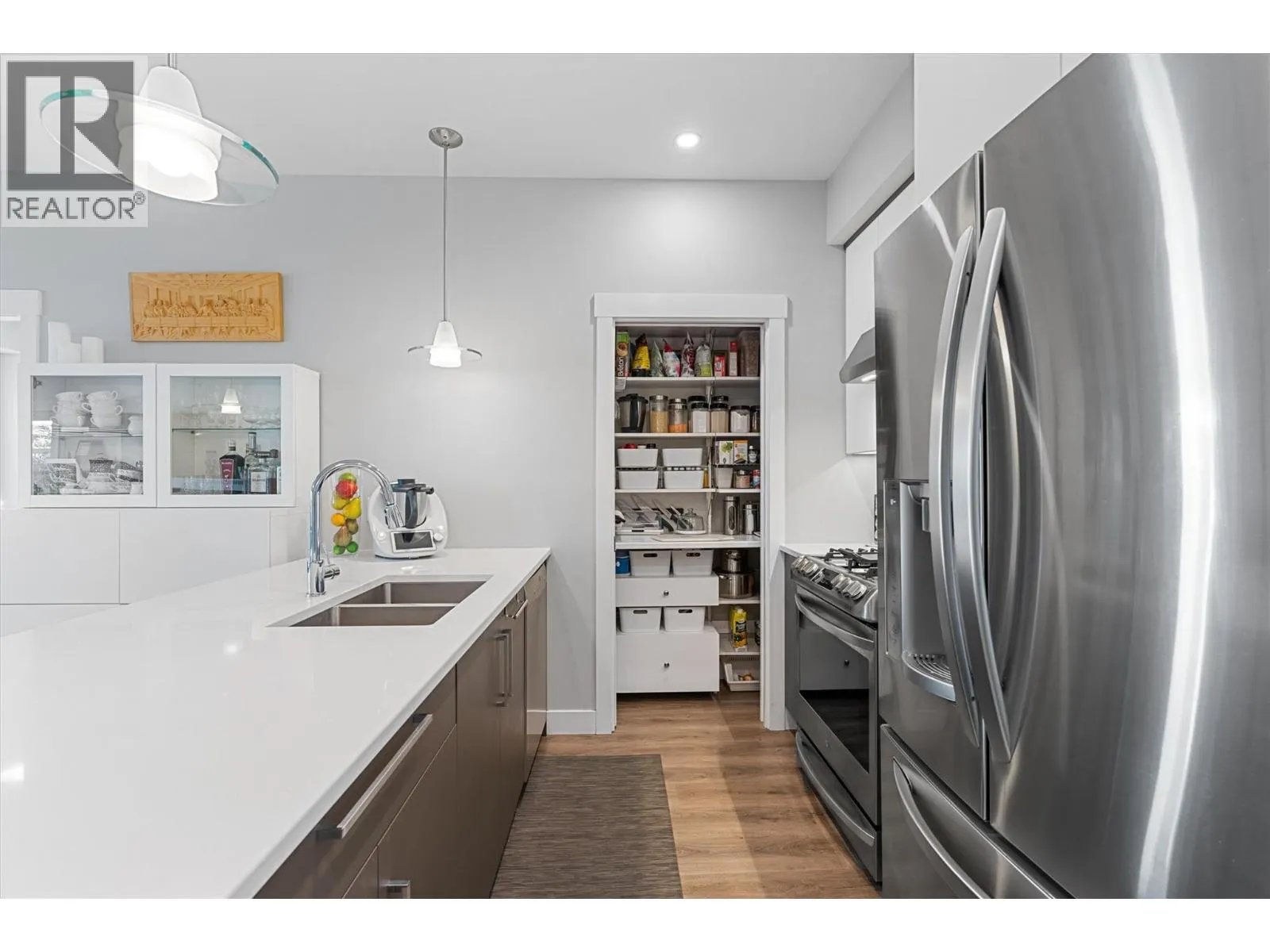 1883 Water Street Unit# 406