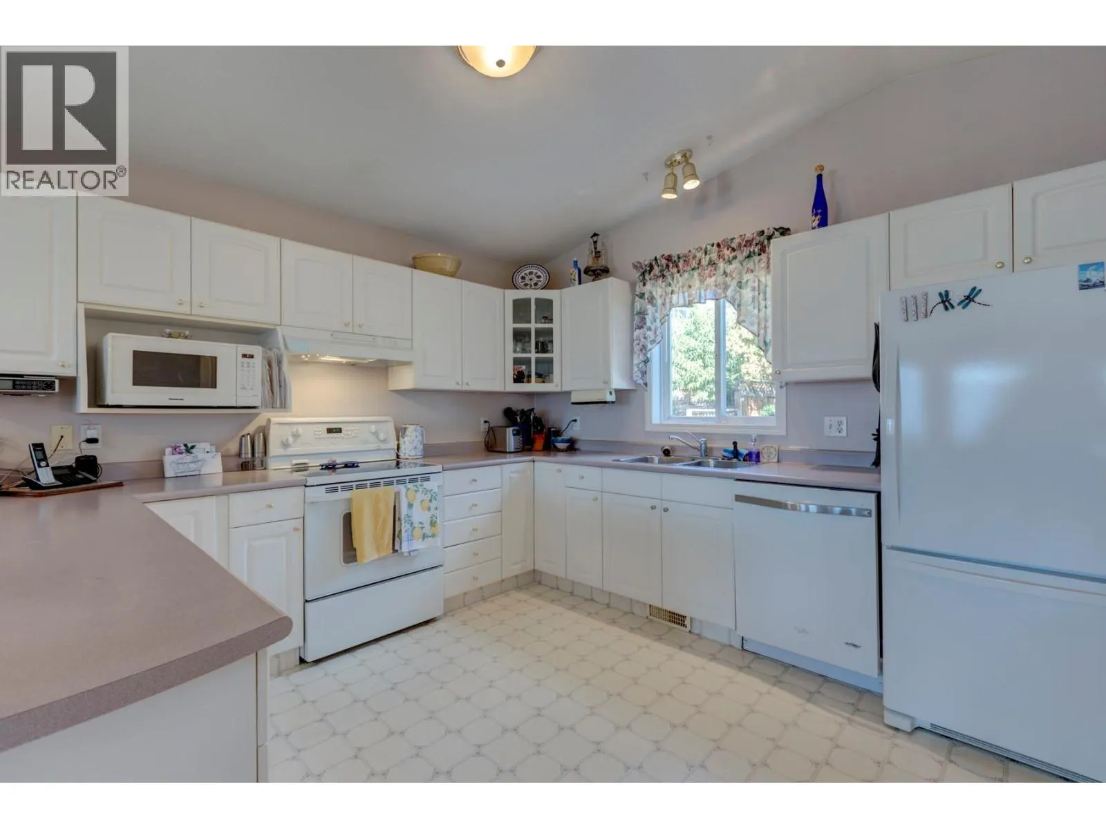 324 Village Lane