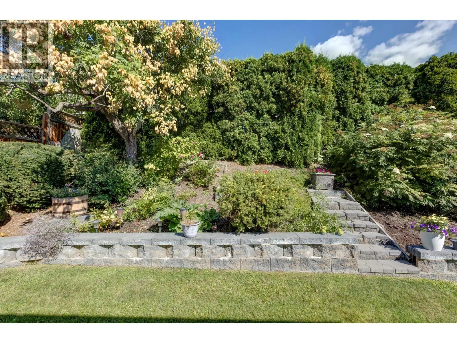 324 Village Lane