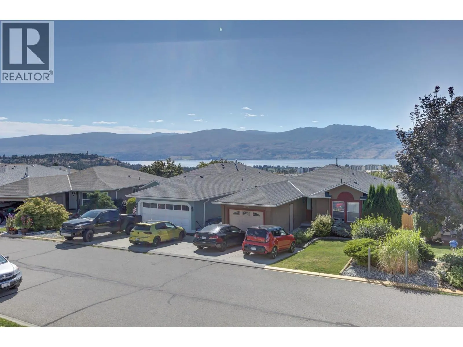 324 Village Lane