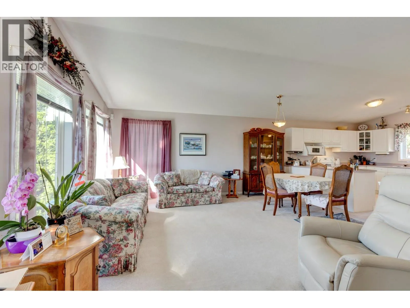 324 Village Lane