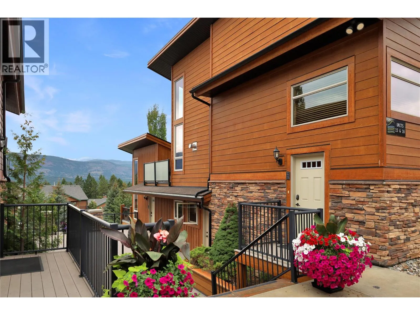 5150 FAIRWAY Drive Unit# 15 B1